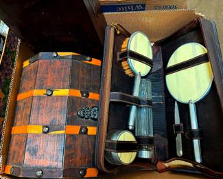 Dresser Set and Jewelry Boxes