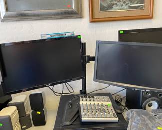 double monitor with mount