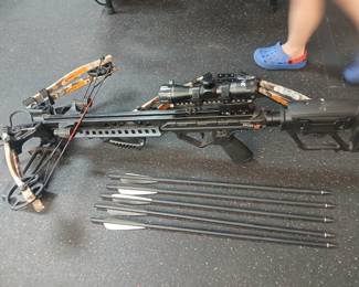 cross bow with accessories