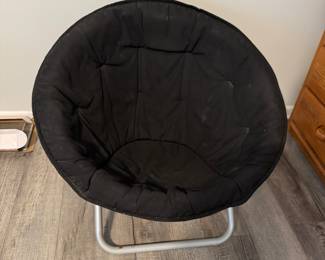 round chair