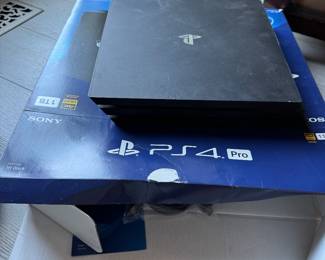 PS4 game system