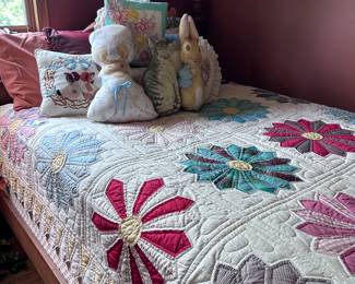 Quilt and pillows.