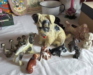 Vintage dogs. Vintage books.