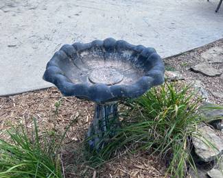 Bird bath