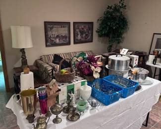 Vintage furniture. Dishes and decor.