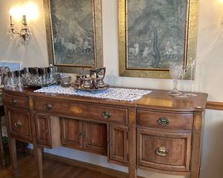 Vintage Buffet. Art.