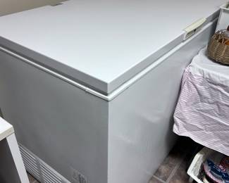GE chest freezer