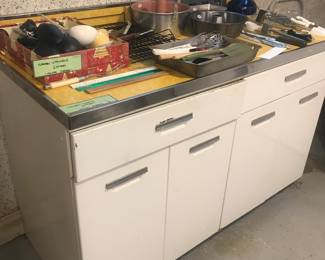 Items Located In The Lower Level RIGHT SIDE