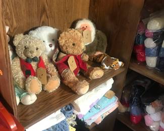 Items Located In The Lower Level LEFT SIDE