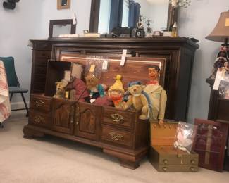 Items Located On The Office