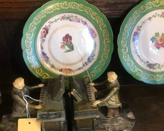 Items Located On The Family Room