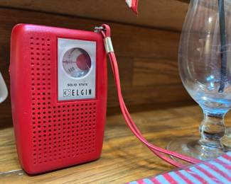 Elgin Red Solid State Transistor Radio