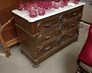 Marbletop chest of drawers on wheels
Civil War era
Renaissance Revival