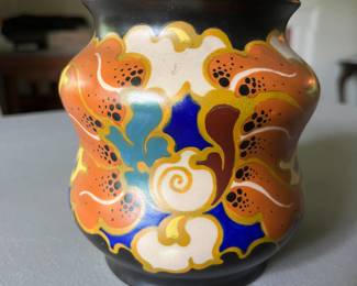 Vintage Regina Gouda Pottery vase.