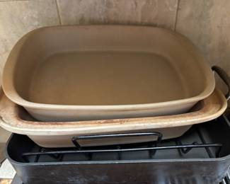 The Pampered Chef Stoneware Baking Pan