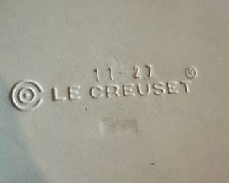 Le Creuset Cobalt Blue Stoneware Pie Dish – 11-27