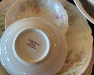 Theadore Haviland Limoges France Dinnerware & Serving Set