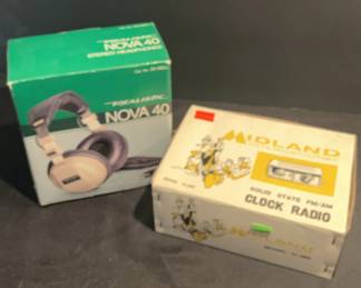 Vintage Clock Radio in Box Stereo headphones