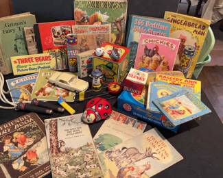 Vintage Childrens Lot.