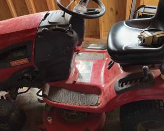 002 Craftsman YT4000 Lawn Mower With Accessories