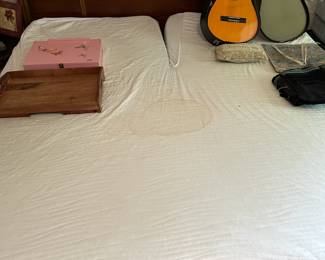 Sleep Number Adjustable King Size Bed w/ Remote