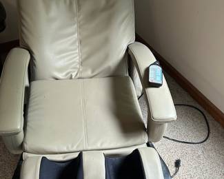 Human Touch Massage Chair w/ Remote