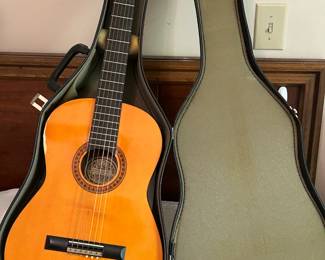 Vintage 1970's Hondo H634 Guitar