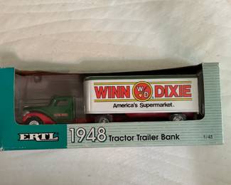 Ertl 1948 Ford Tractor Trailer Winn-Dixie Diecast Bank