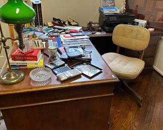 Planters bank executive’s desk, 1970’s desk chair