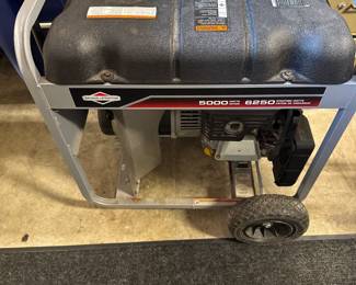 Briggs & Stratton 5000/6250 Watt portable generator