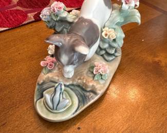Lladro 1442 Kitty Confrontation