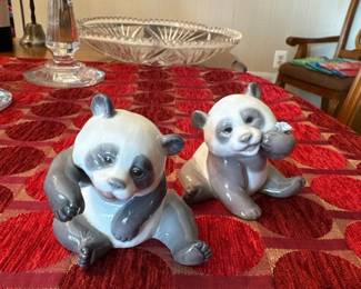 Lladro A Joyful Panda & Panda