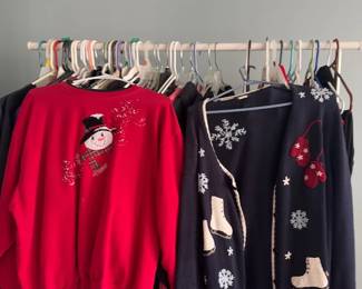 Women's Holiday Sweaters