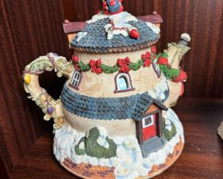 Christmas Mouse Teapot