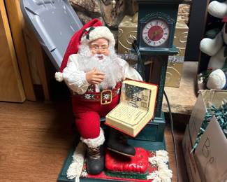 Vintage Animated Storyteller Santa Claus Cassette Player with Clock
