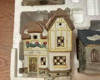 Department 56 Dickens Ceramics Christmas Village