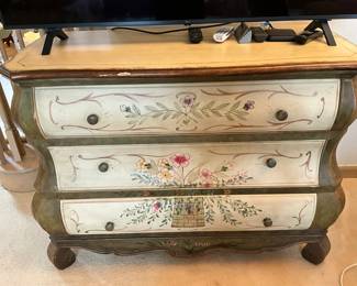 shabby chic dresser