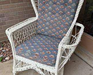 Wicker magazine chair