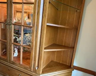Corner piece - part of four piece china hutch