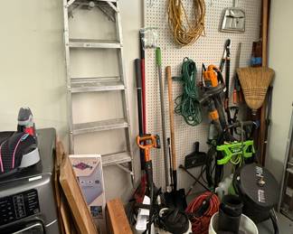 Yard and garden tools
