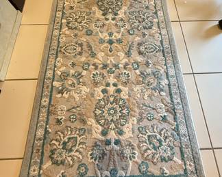 Throw rug