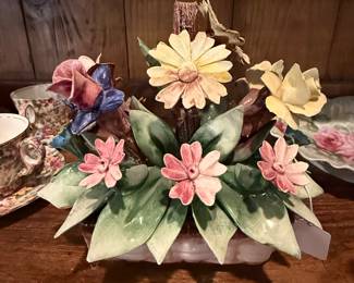 1950’s Nuora Capodimonte, Italy, floral basket