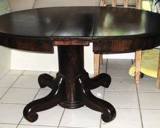 45IN RD DINING TABLE 3 INSERTS