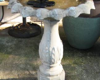 BIRD BATH