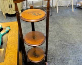 Cute tilt table
