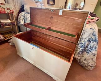Lane Cedar chest