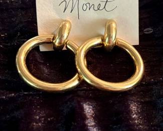 Vintage Monet Gold tone hoop earrings