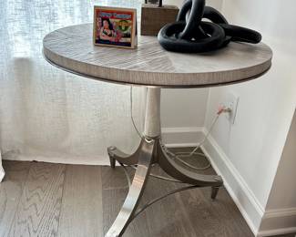 Bernhardt Domaine pedestal table