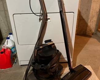 Rainbow Vacuum