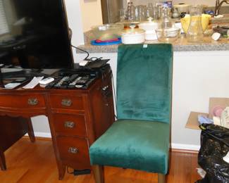 Emerald green chair